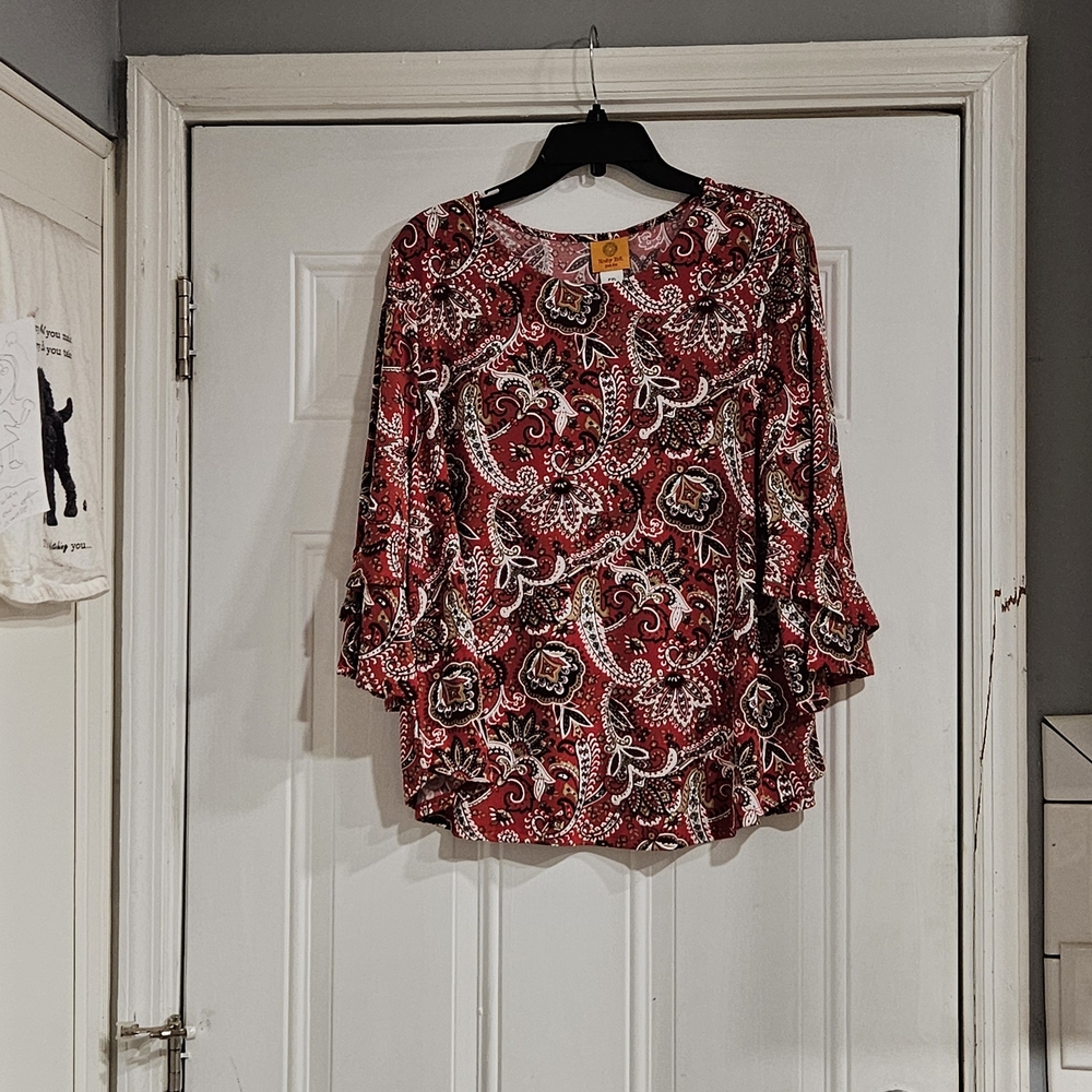 Ruby Rd. Red Paisley Women's Top - Picture 2 of 6